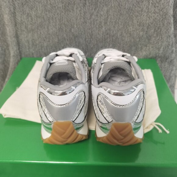 Bottega Veneta Sunglasses, Classic Orbit Style - Picture 4 of 5